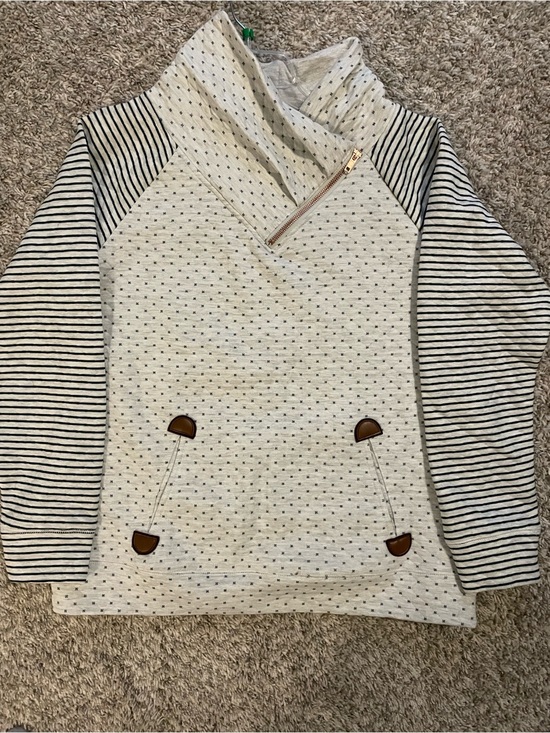 Maurices Tops - Maurices Gray & Navy Striped Pullover Sweatshirt NWOT